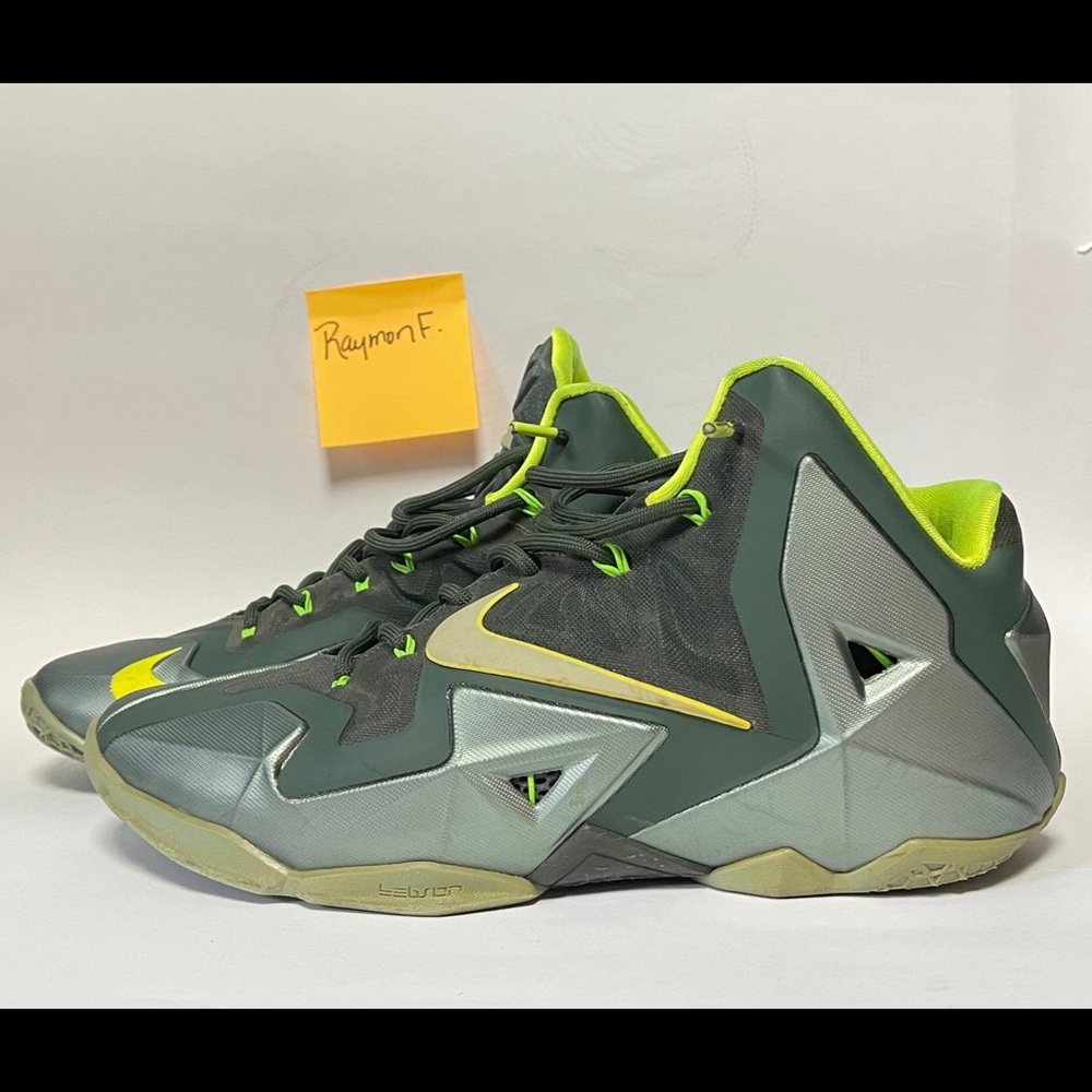 Nike LeBron 11 “Dunkman” size 10.5